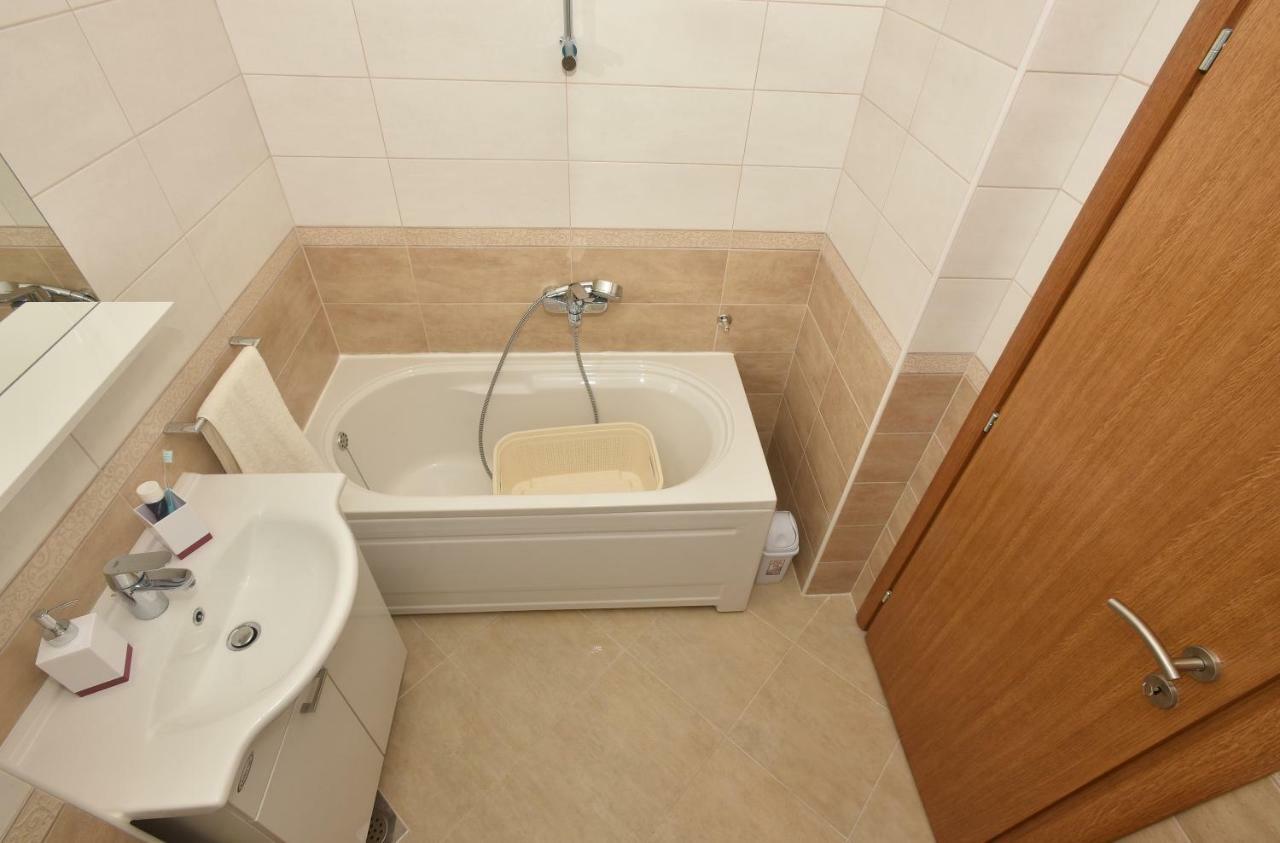 Apartman Ramljak Makarska Bagian luar foto